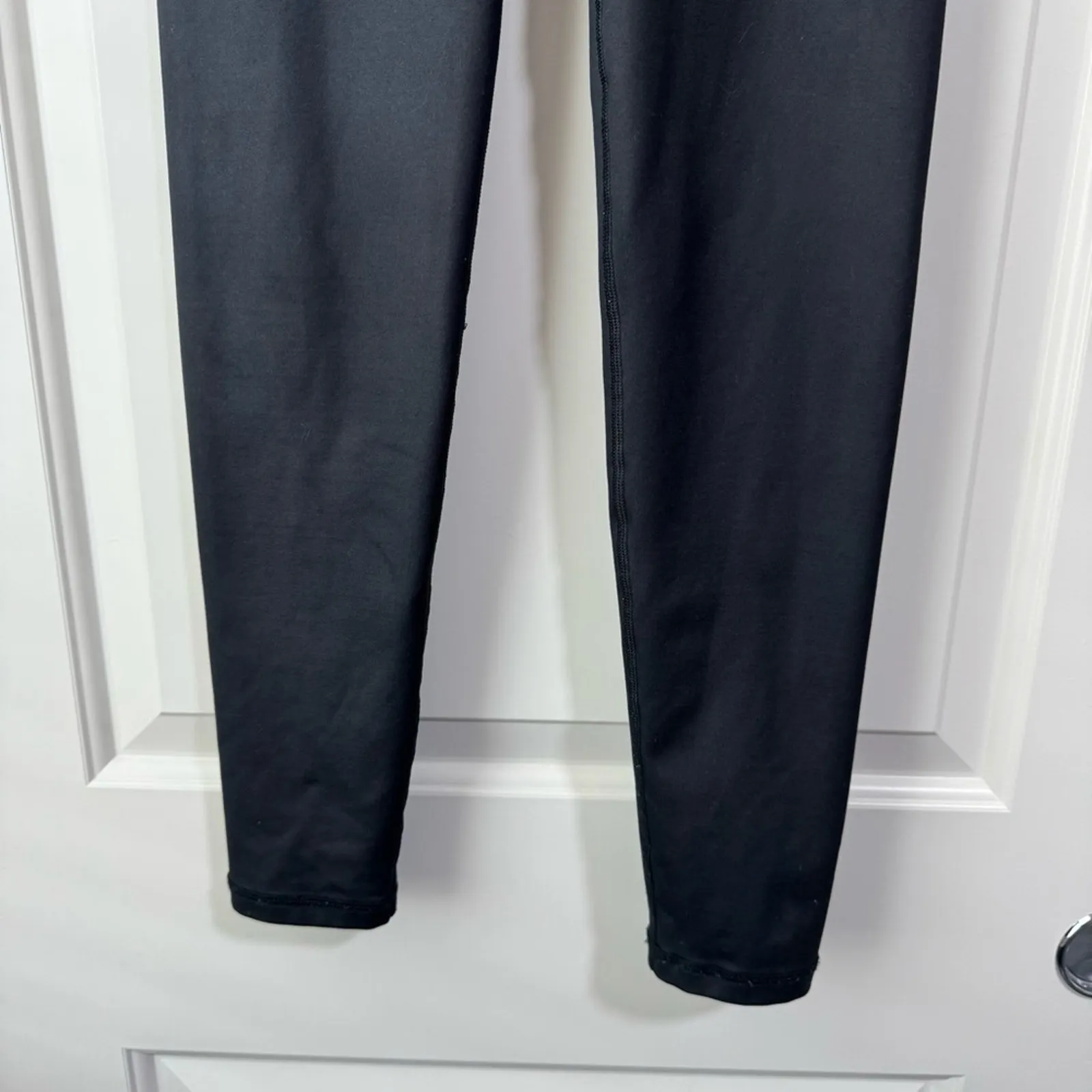 Aerie Shimmer Black Leggings Small Short - Image 3