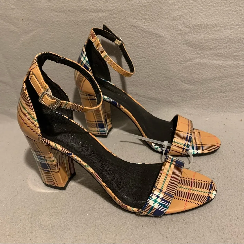 Madden Girl Sandals Women’s Size 7.5 M Yellow Plaid Beella Open Toe Block Heel - Image 2