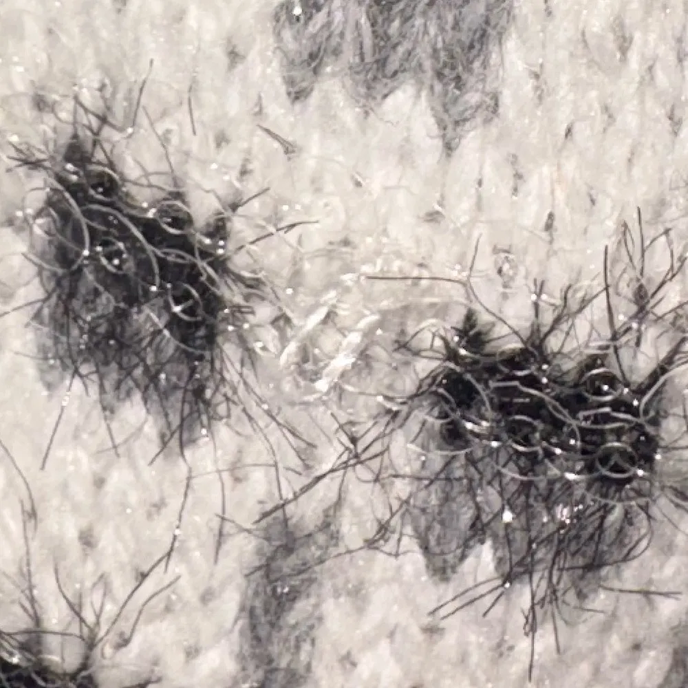 Tommy Hilfiger Women's White and Gray With Sequins Patterned Sweater Size Small - Image 3