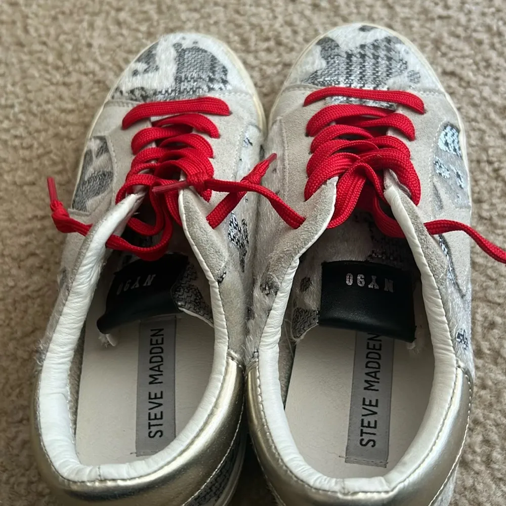 Steve Madden Sneakers - Image 3