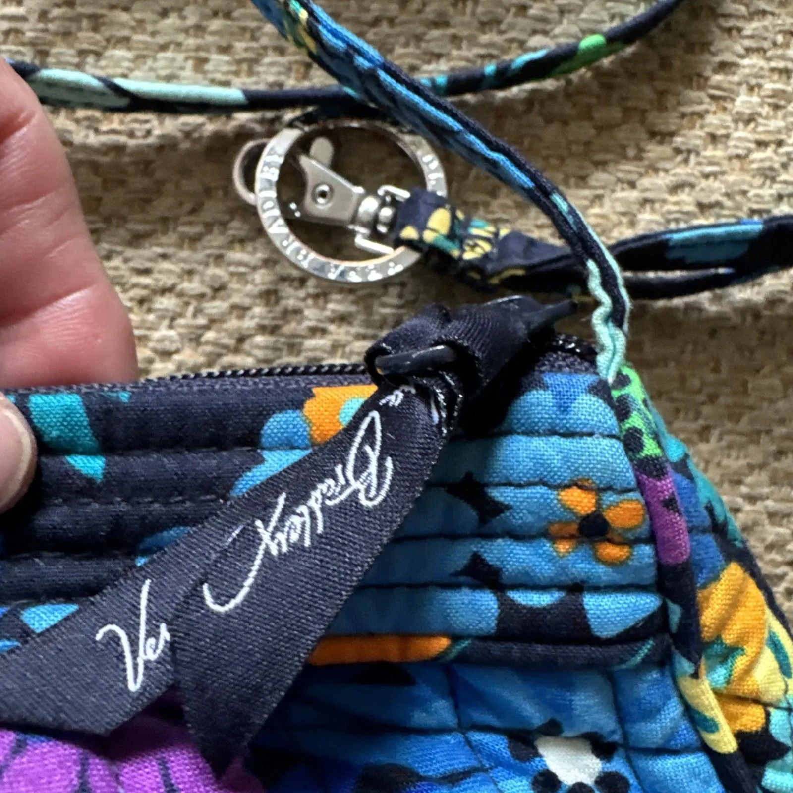 Vera Bradley crossbody bag & Matching Lanyard midnight blues zip top adjustable - Image 13