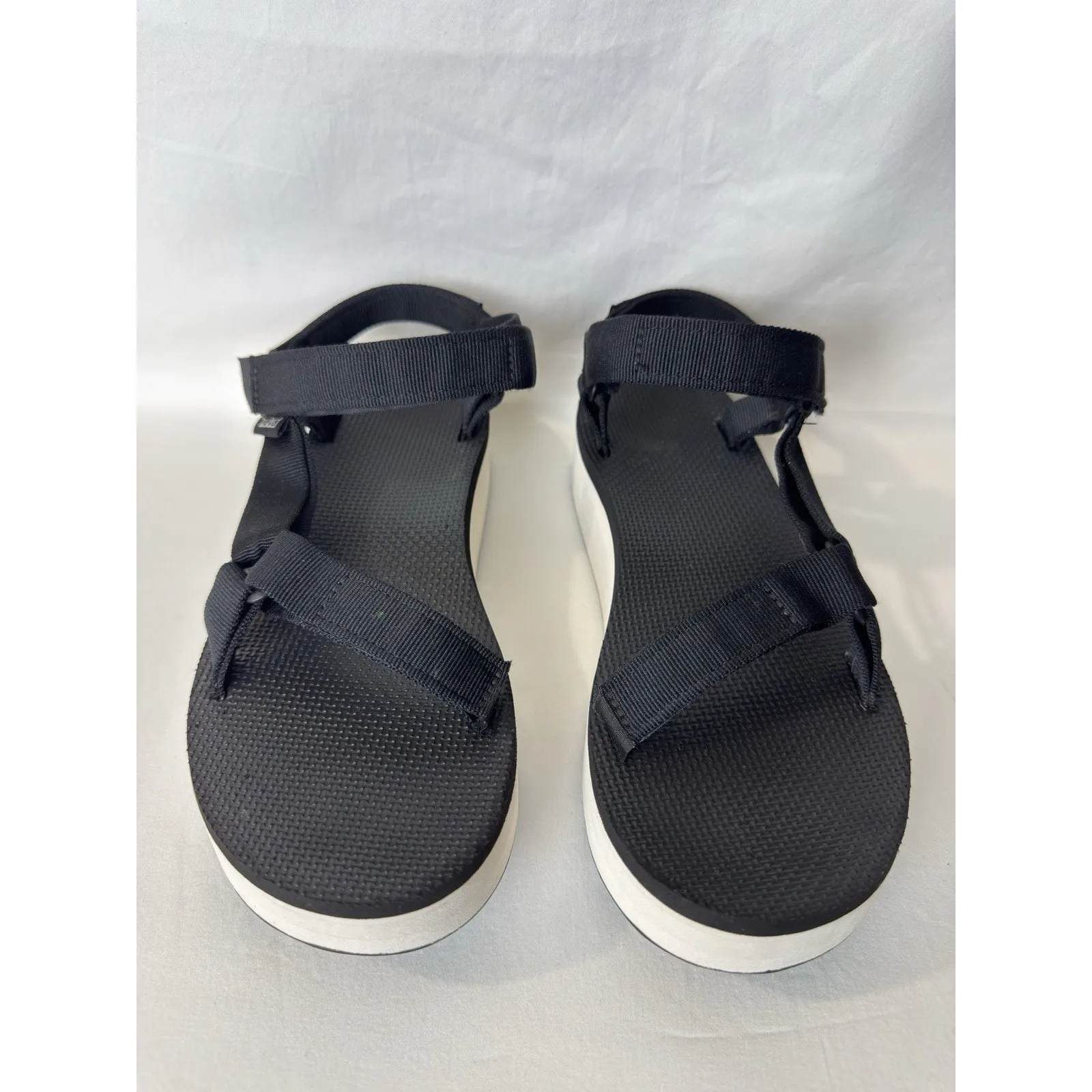 Teva Flatform Universal Platform Sandals Women’s Size 10 White/Black Footbed - Image 5