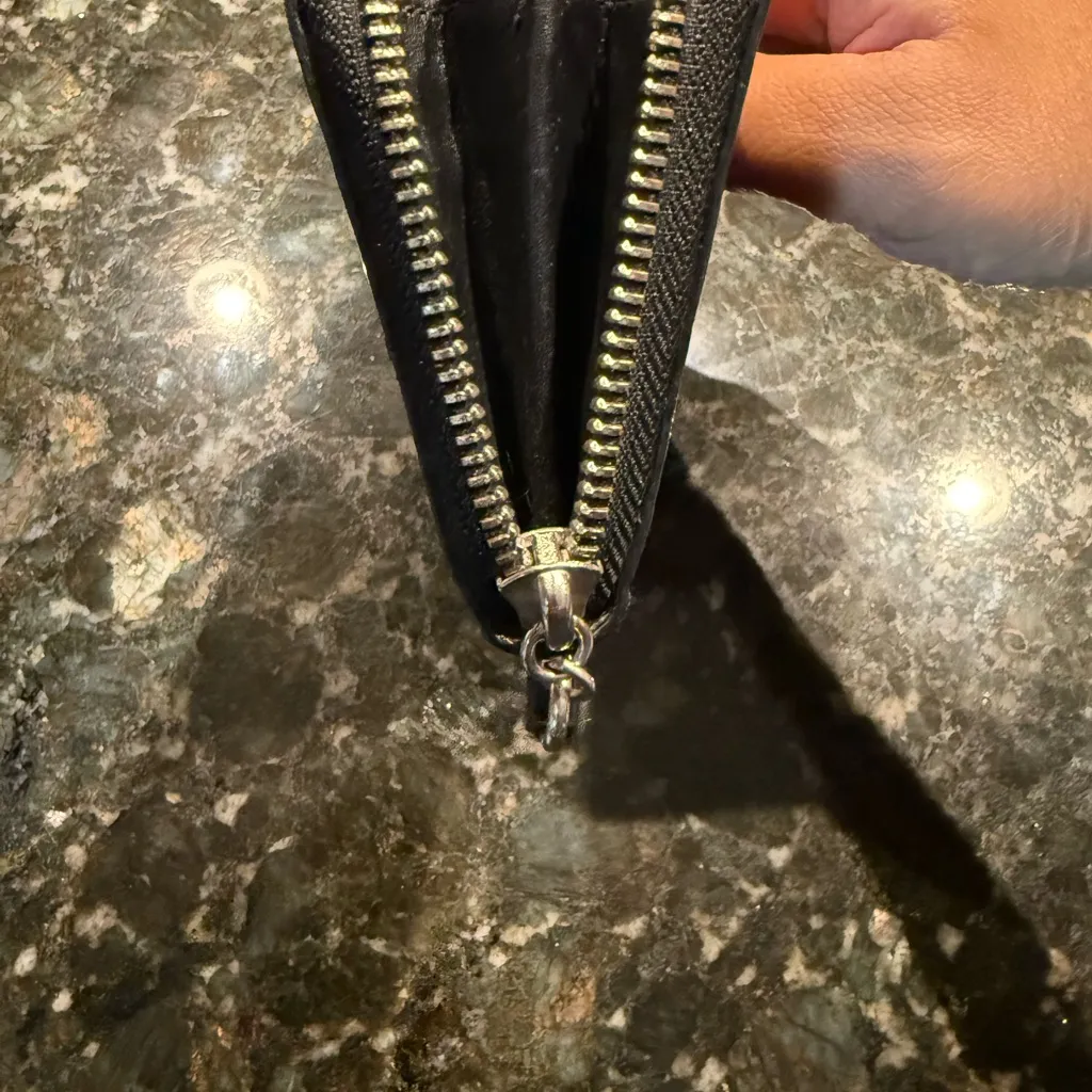 COACH POPPY EMBOSSED PATENT LEATHER SLIM‎ ZIP WALLET BLACK RARE MINT S - Image 8