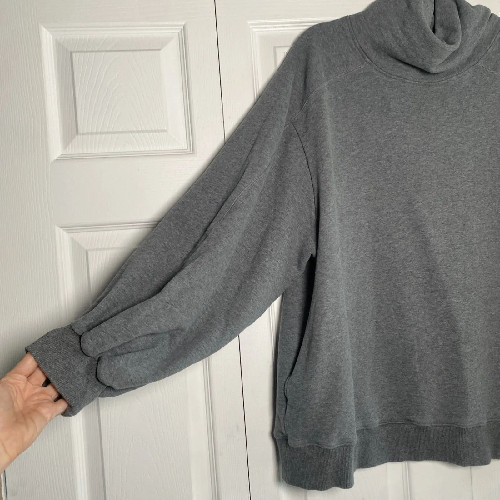 Nap Womens Medium Gray Pullover Cowlneck Sweatshirt Lounge Wear Comoft Oversized - Image 4