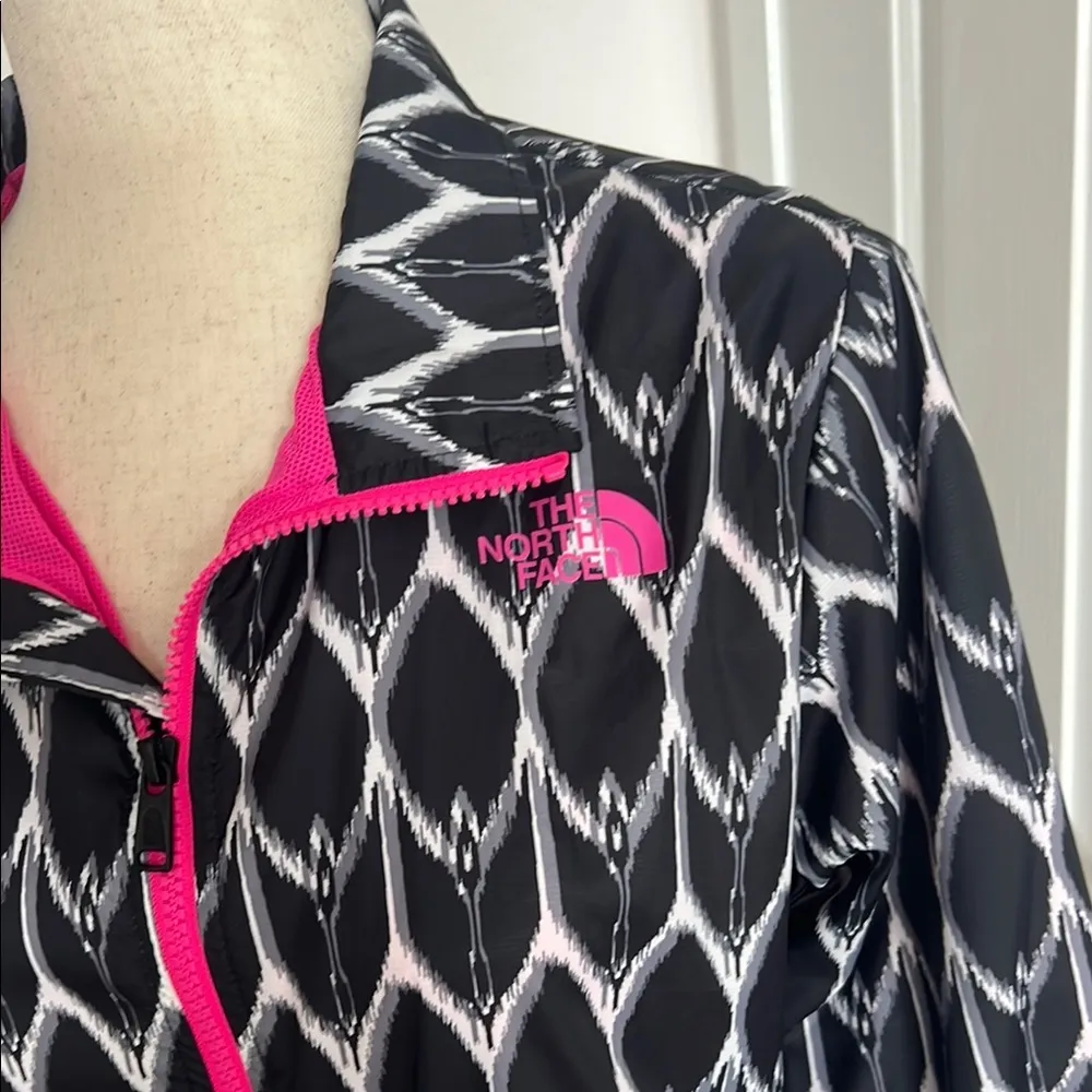 The North Face Black‎ and Pink Bomber Jacket Size Medium - Image 2