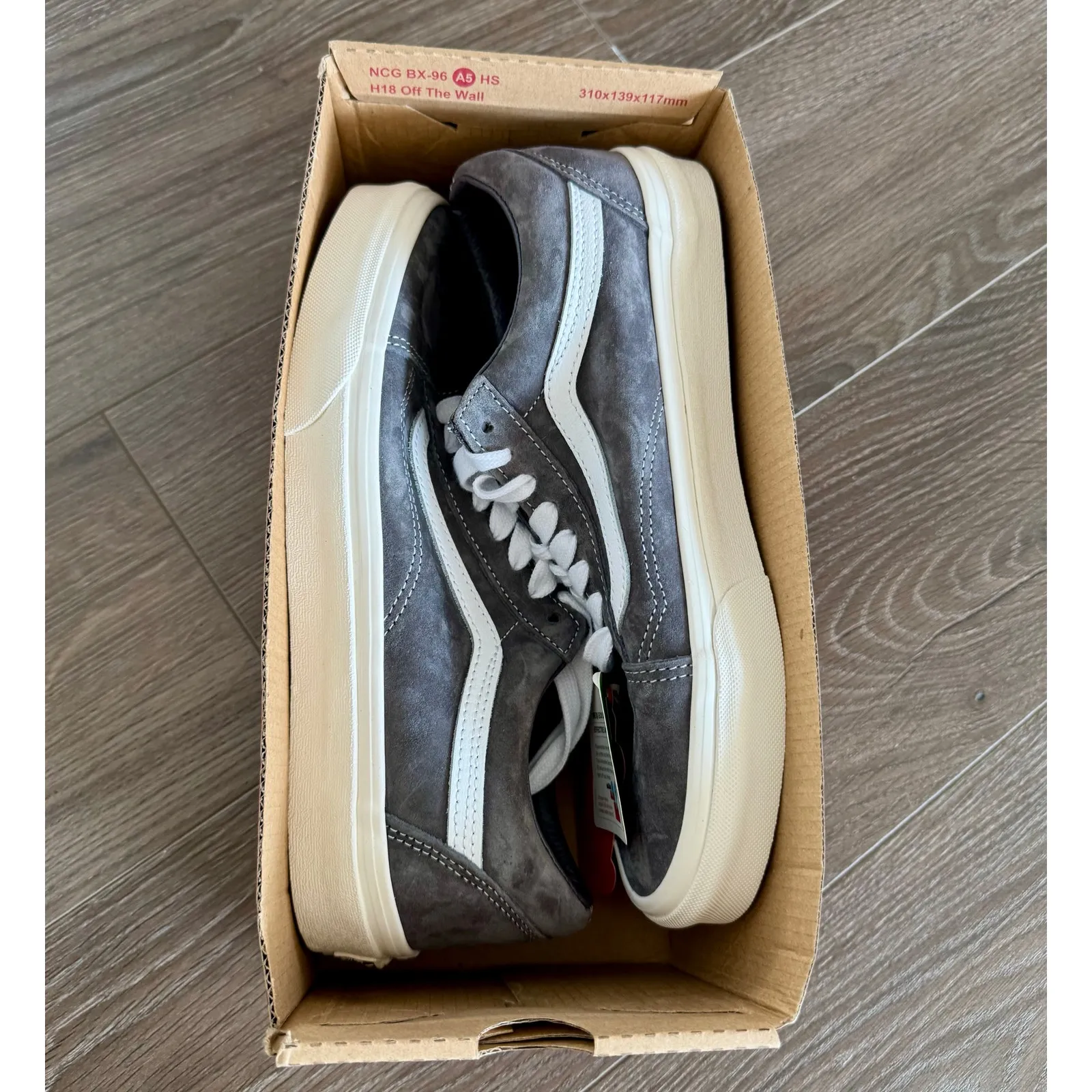 Vans Old Skool Suede Low Top Sneakers Gray White Skate Shoes Mens 8 / Womens 9.5 - Image 14