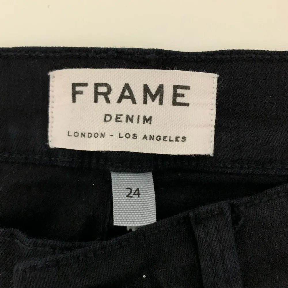 Frame Le Skinny De Jeanne Distressed Film Noir Jeans Size 24 - Image 2