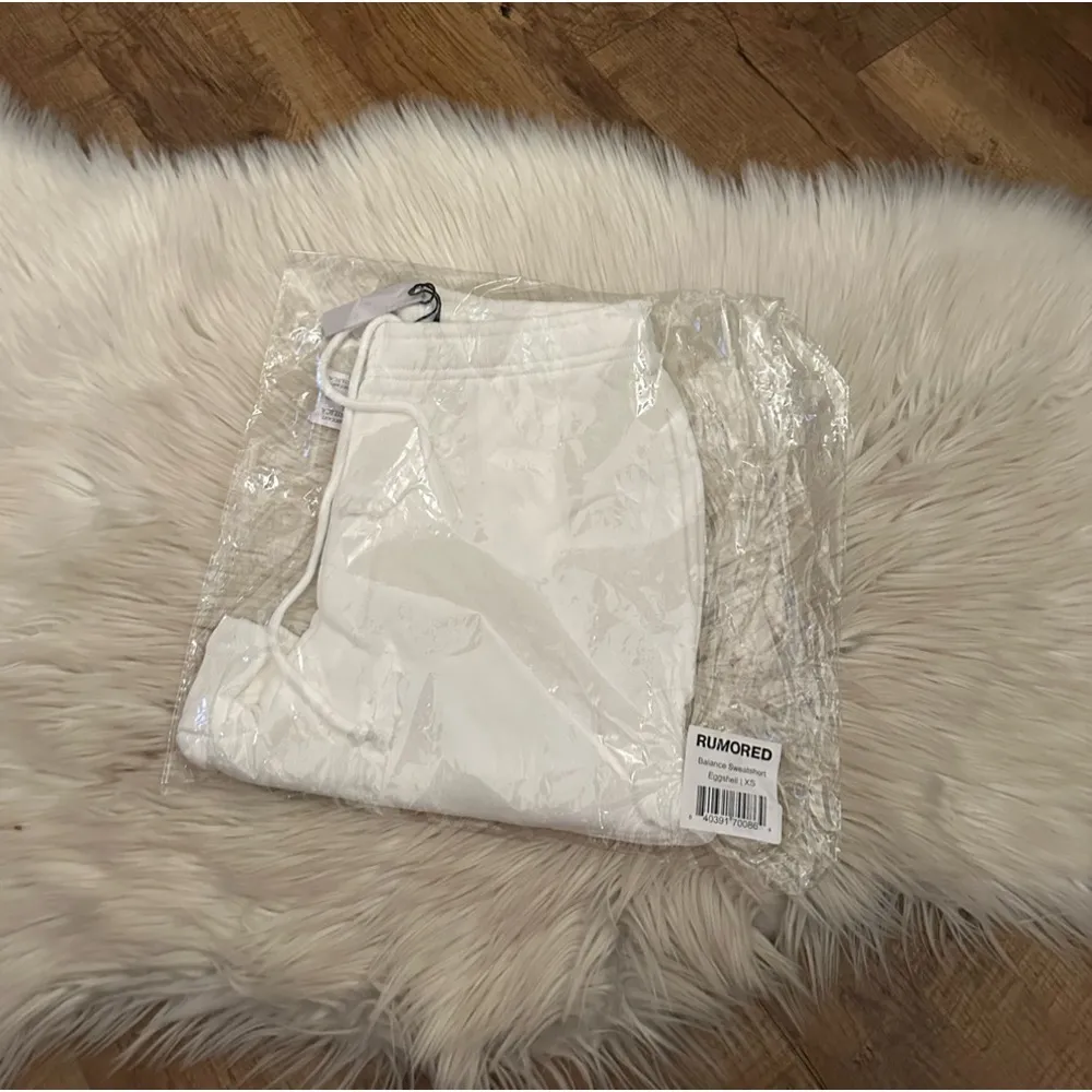 RUMORED Balance Sweatshorts In Eggshell White Size XS - Image 3