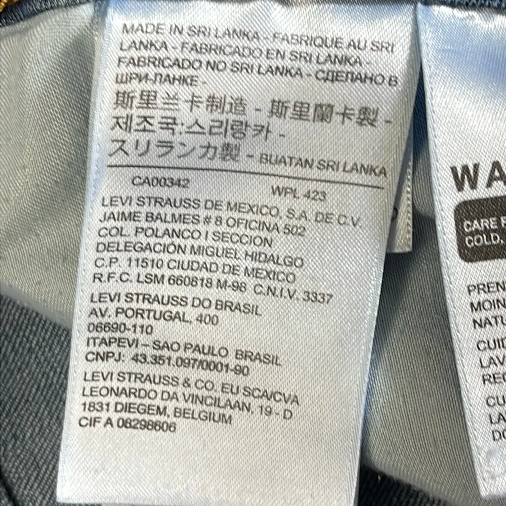 Levi’s Classic Boot Jeans Size 12 - Image 11