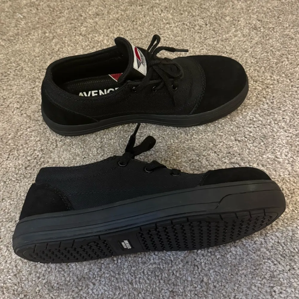 Avenger Work Shoes Black Women Size 7 - Image 7