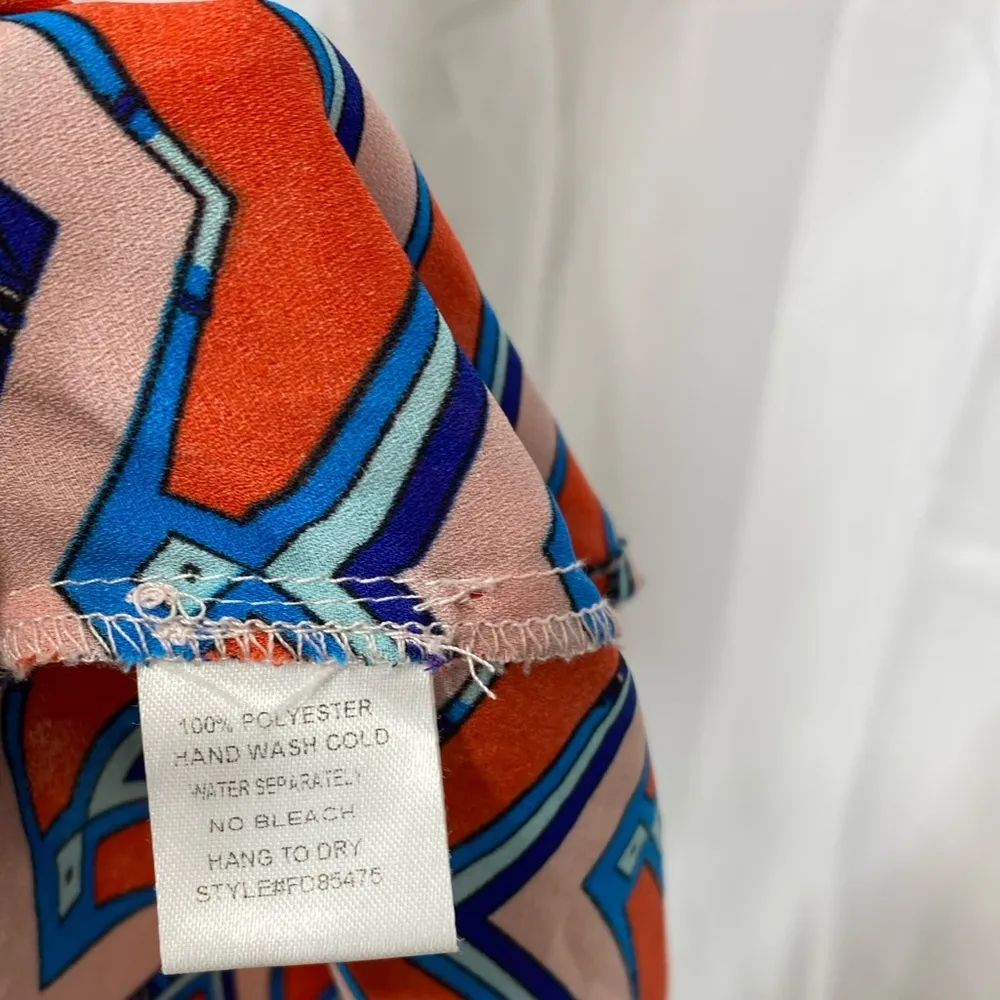 Fun 2 Fun semi sheer button down - Image 5