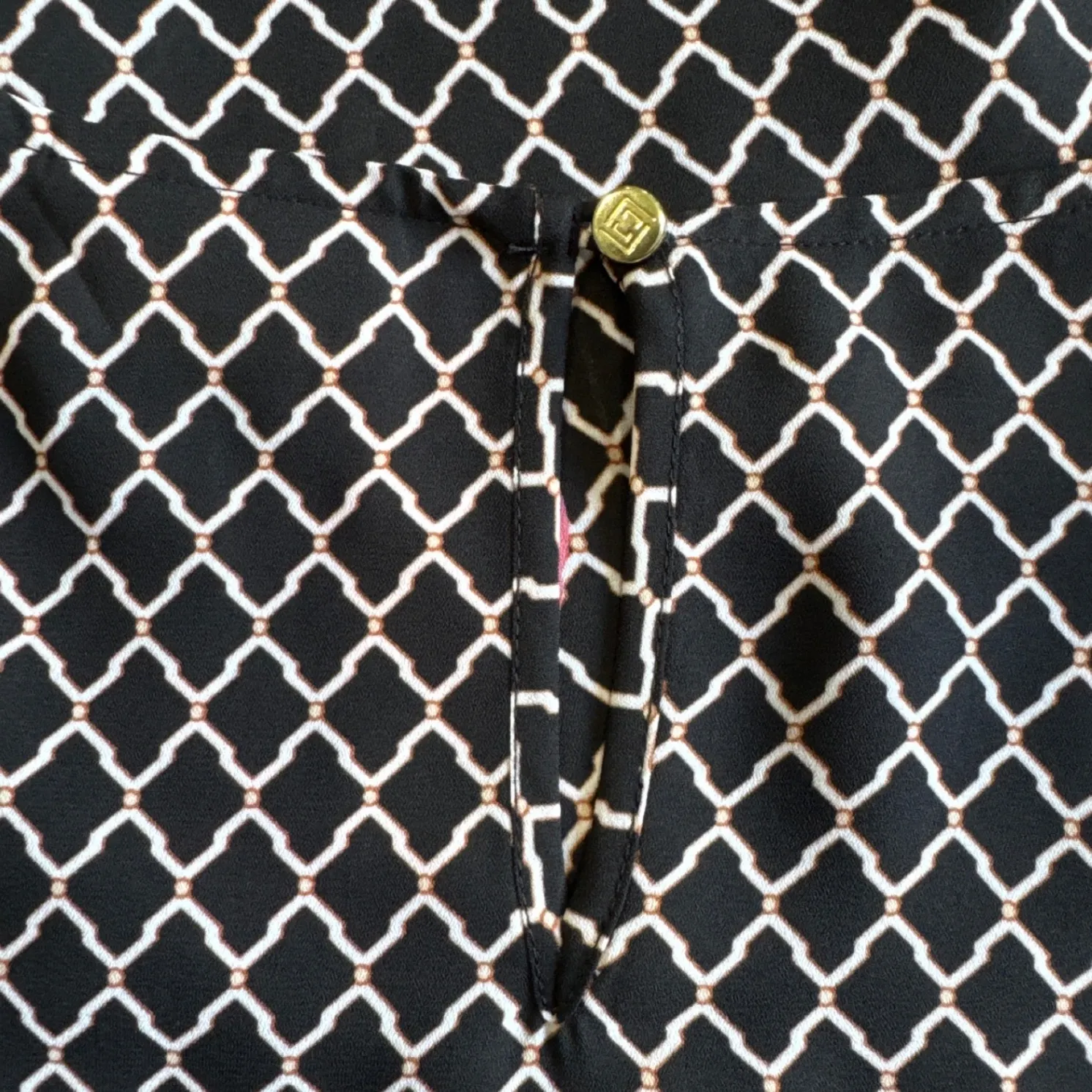 Liz Claiborne Black Diamond Print Floral Sleeveless Top - Size L - Image 7