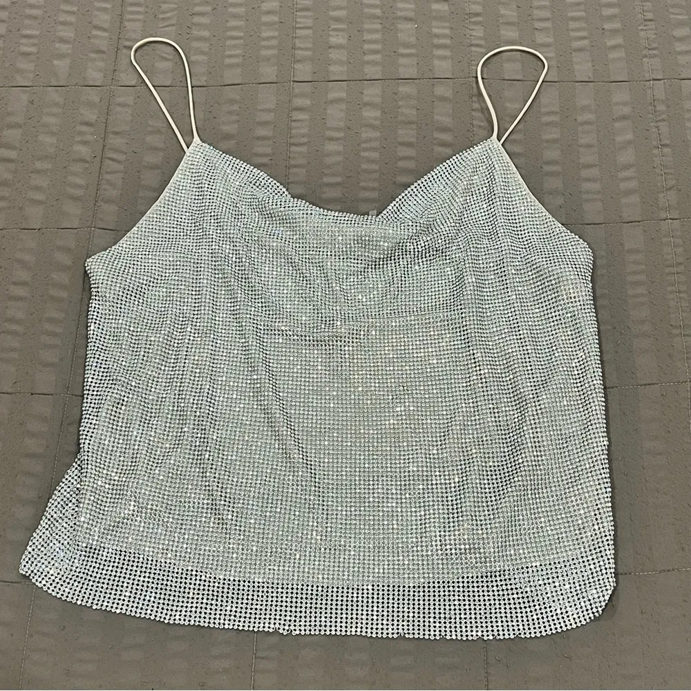 ALICE + OLÍVIA HARMON CRYSTAL TANK - Image 9