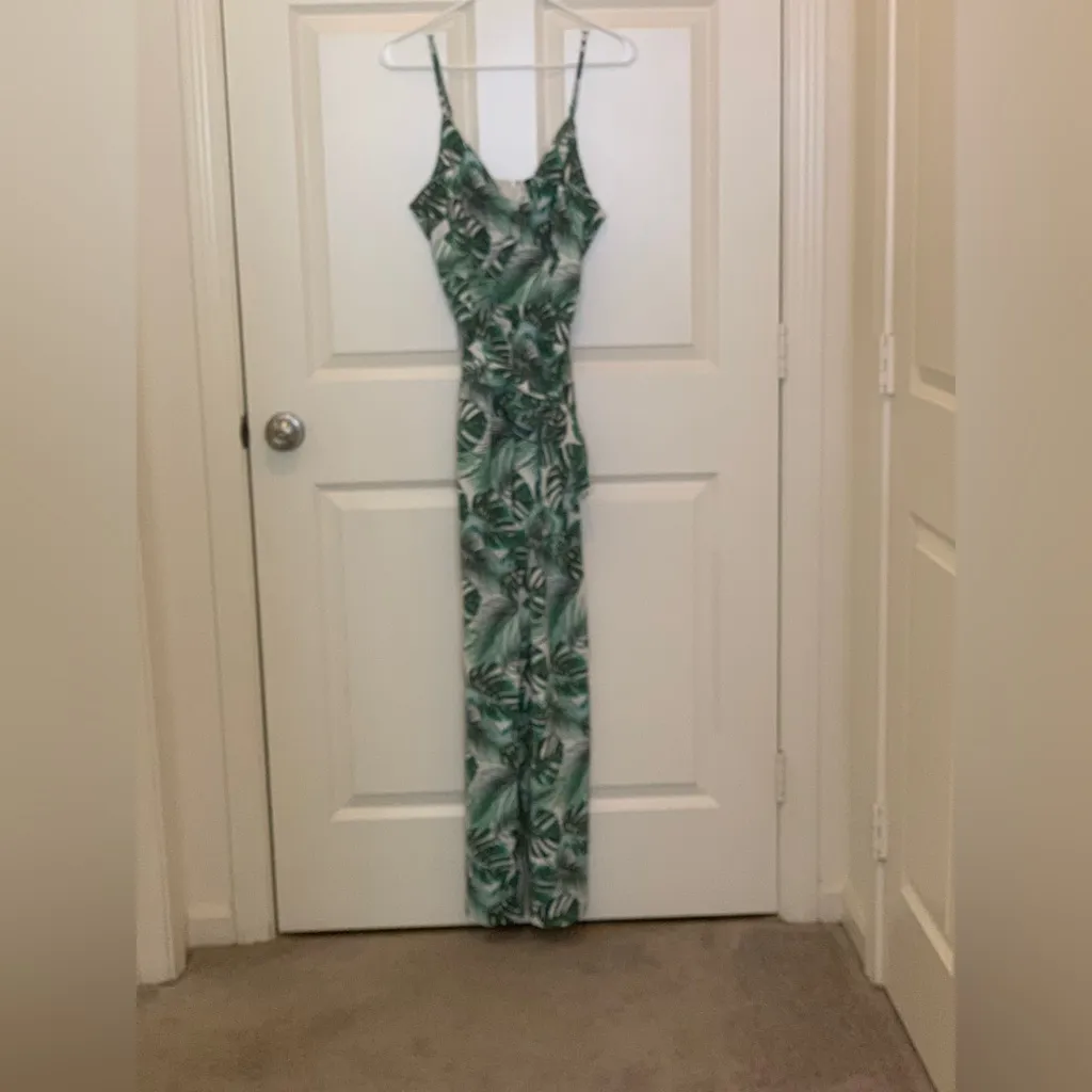 Massimo Fabbro Italy Tropical Green Leaf Print Jumpsuit. Size - Image 2