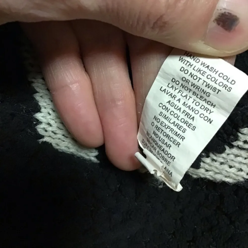 Rewind Fuzzy striped sweater with cute stash pocket - Image 4