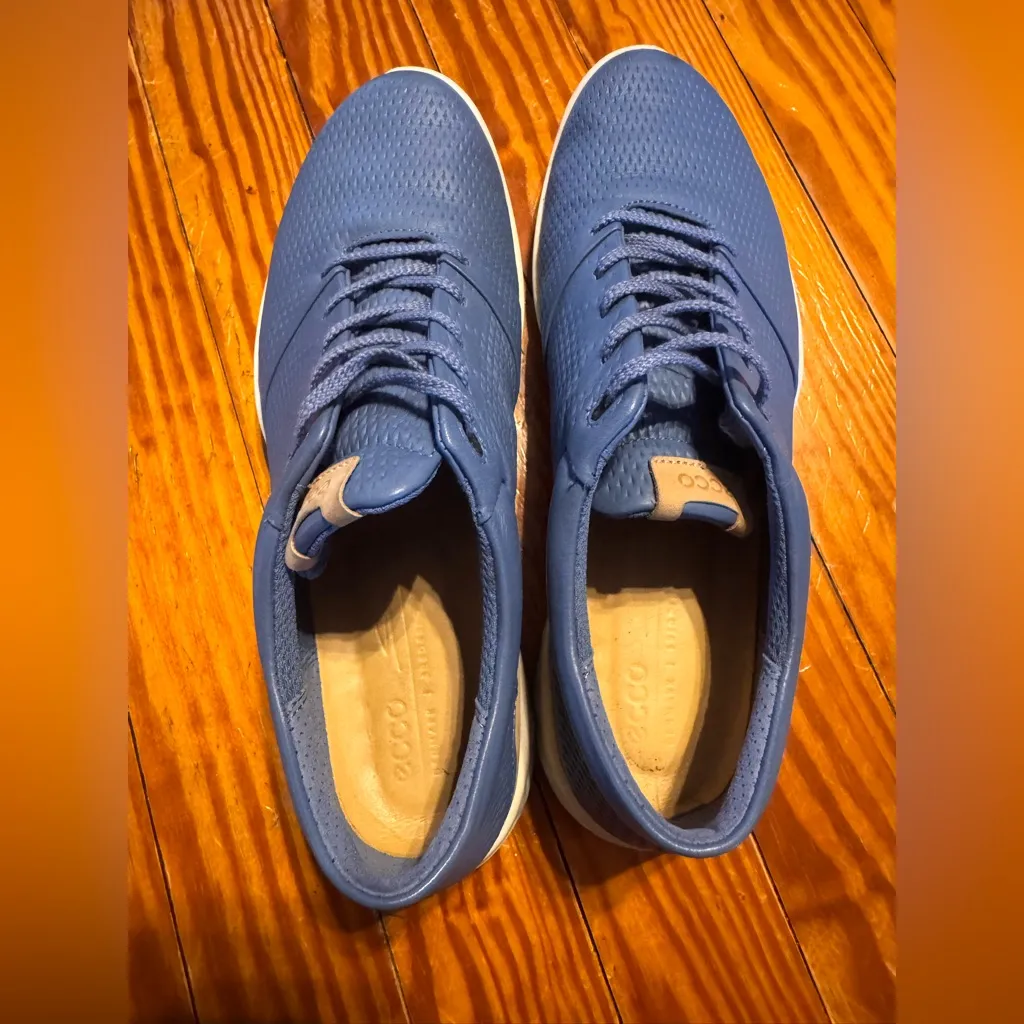 ECCO Soft Spikeless Women’s Golf Shoes- Size 10 - Image 2