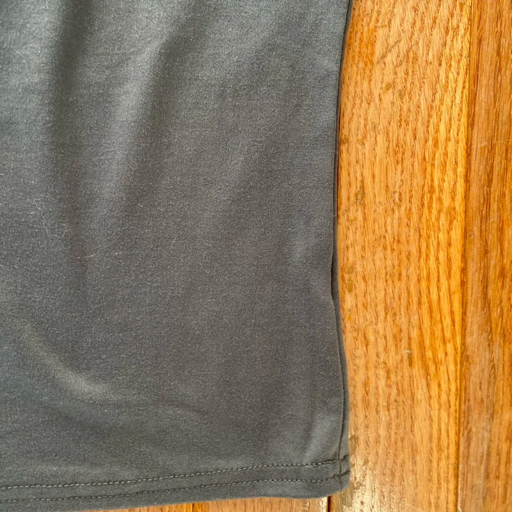 steel gray fitted baby tee Size L - Image 5