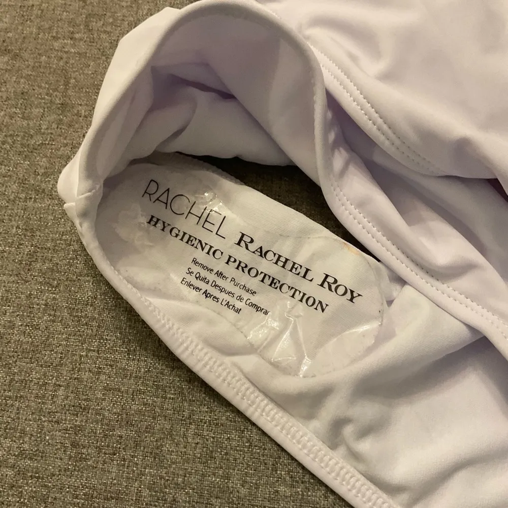 RACHEL ROY One Piece White Bathing Suit NWOT Size Medium - Image 7