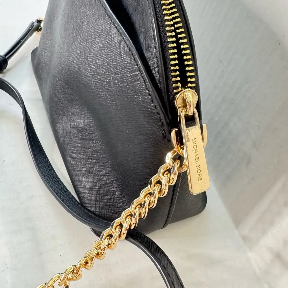 Michael Kors Black Leather Crossbody Handbag - Image 12