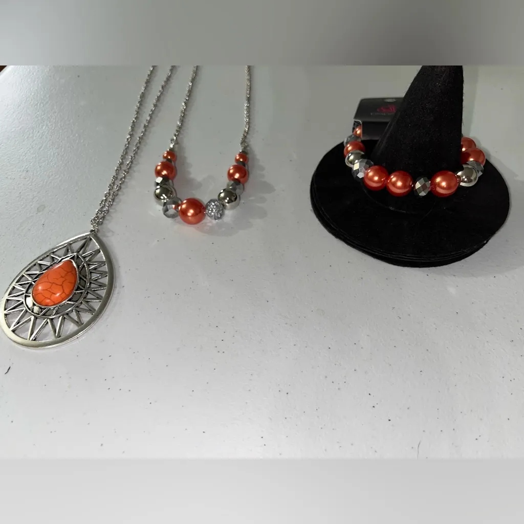 💜 NWT Paparazzi Bundle of 5 Orange & Silver Beaded Jewelry Set - Image 3