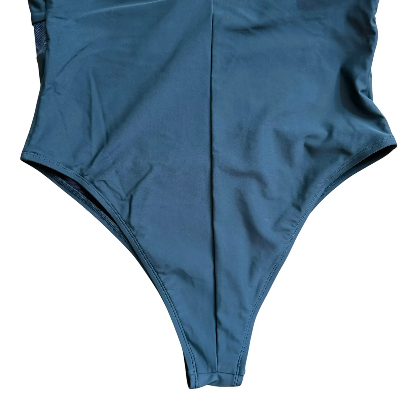 NWT Cupshe Hunter Green Swimsuit 1X Vneck Mesh Tummy Control Sexy Plunge - Image 6