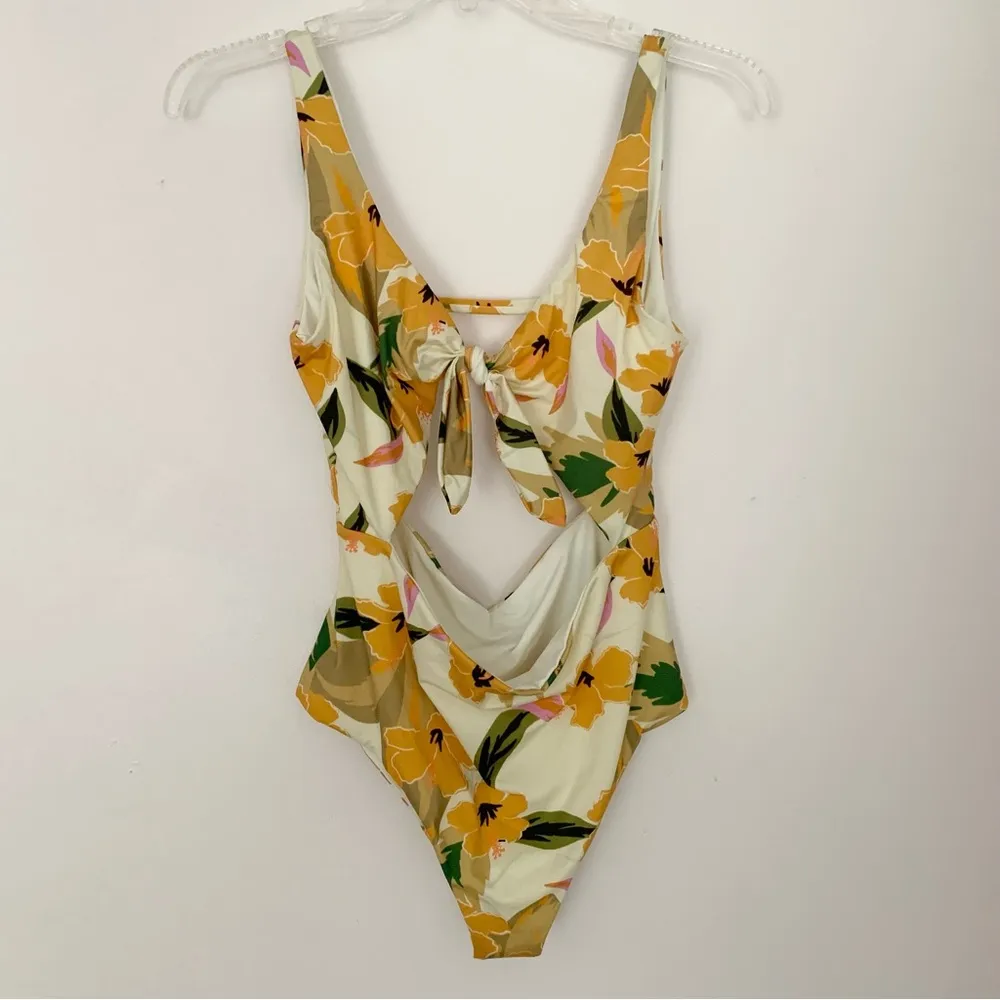 l*space L* Kylie One Piece - Image 4