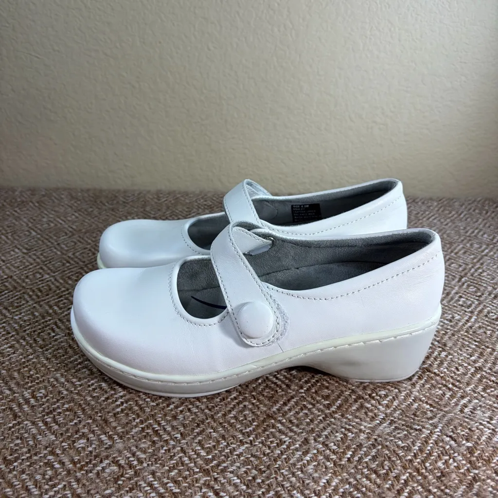 KLOGS Ashley Mary Jane Nursing Clogs Comfort Shoes Slip Resistant Sz6.5 Career White Size 6.5 - Image 3
