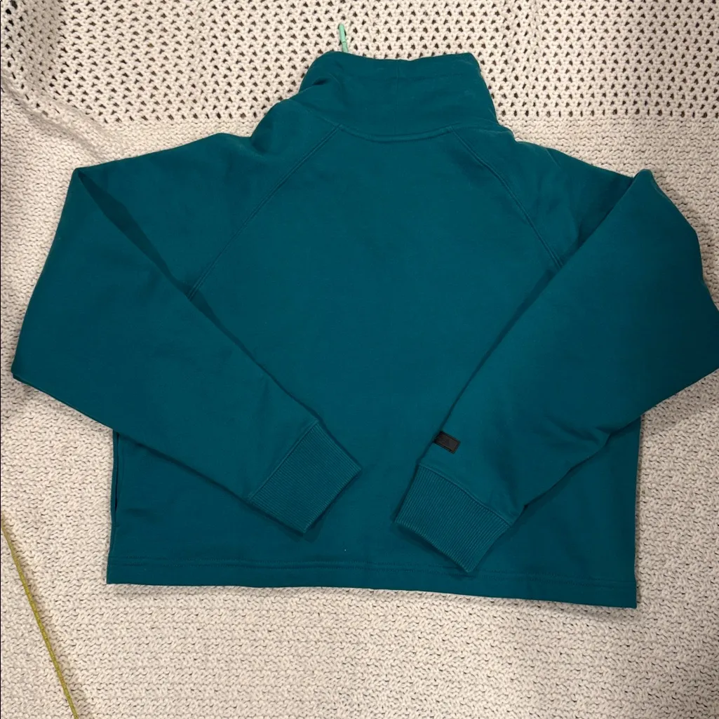 Bad Birdie WOMENS turtleneck sweater medium Blue - Image 9