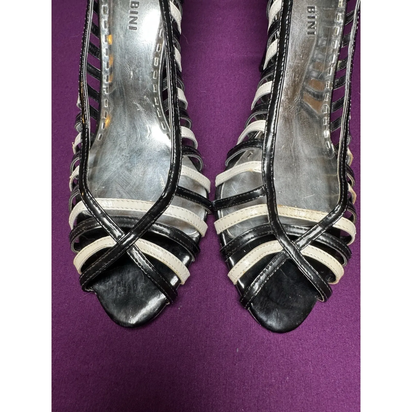 Gianni Bini Women's Black And White Open Toe Heels, Size 9.5 - Image 2