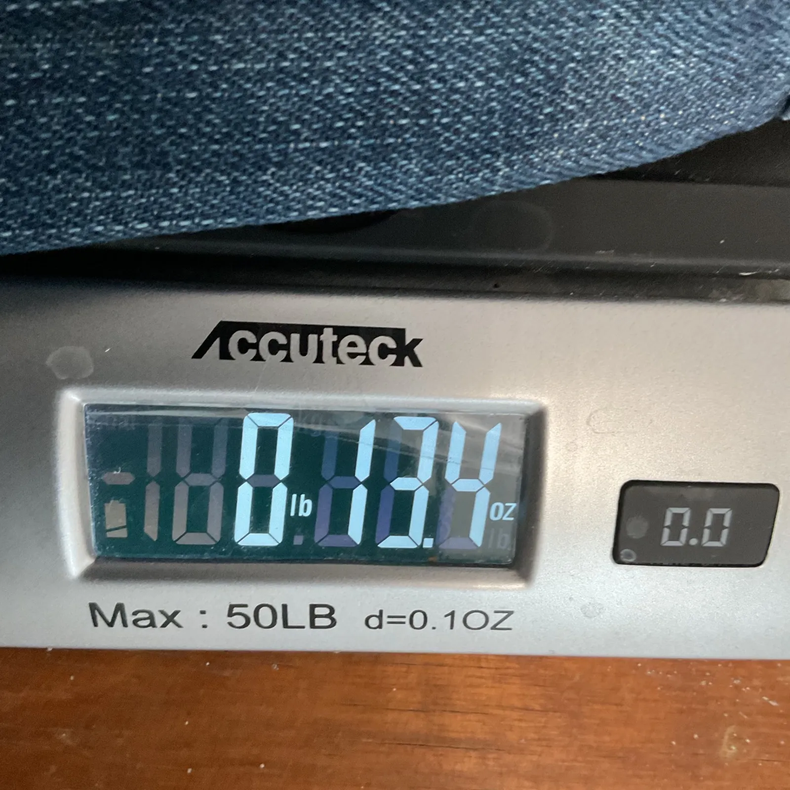 Banana Republic Premium Denim Skirt Size 0 Made in Turkey Blue Wash Frayed Hem - Image 4