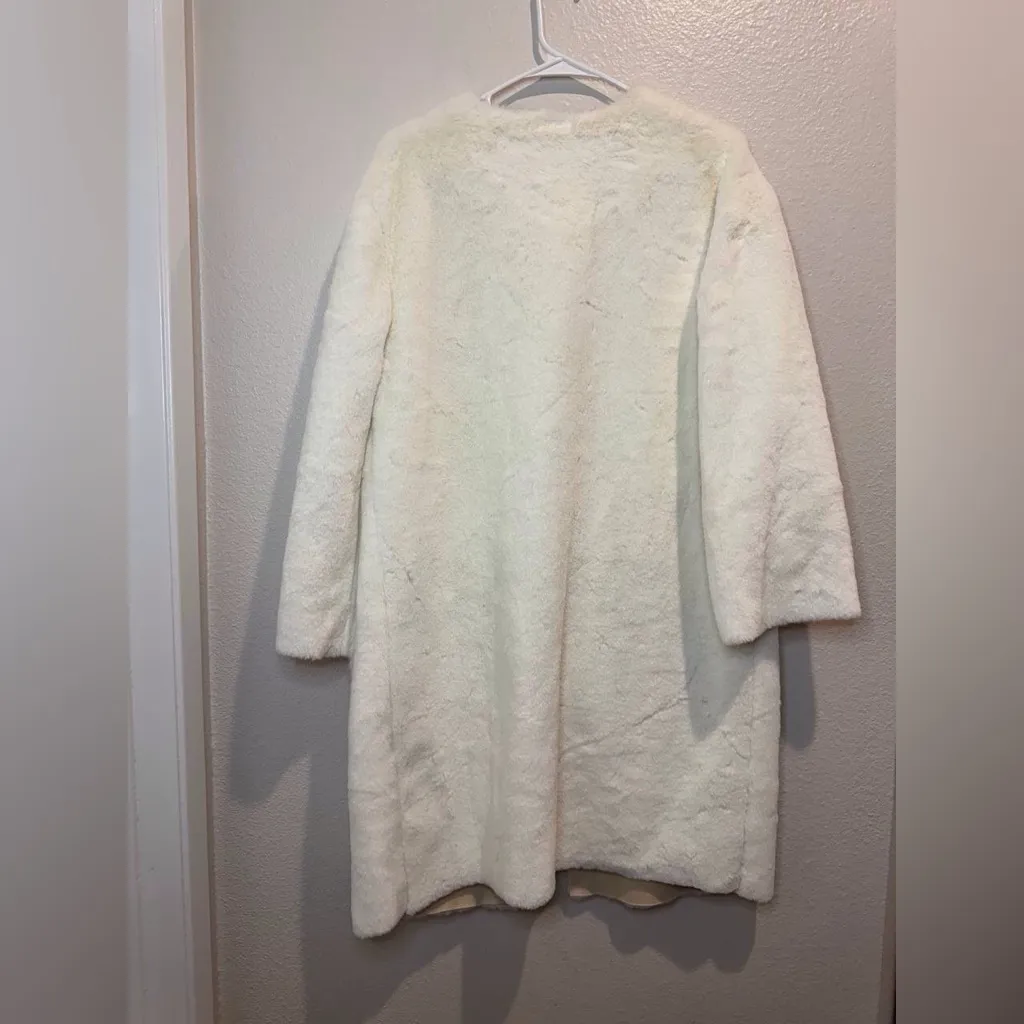 Sadie & Sage Women’s Cozy White Faux Fur Midi Coat‎ Size XS - Image 3