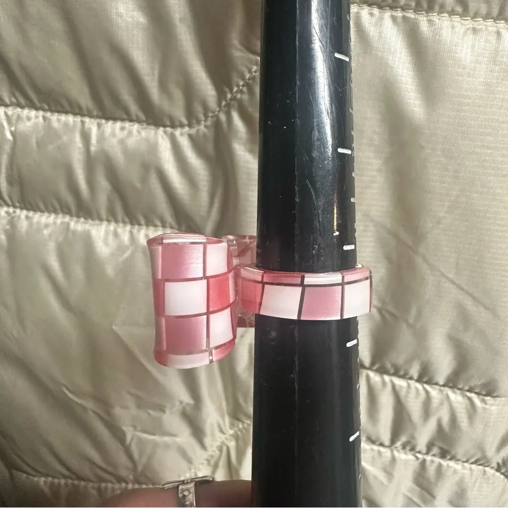Pink Checkered Acrylic Bow Ring - Image 3