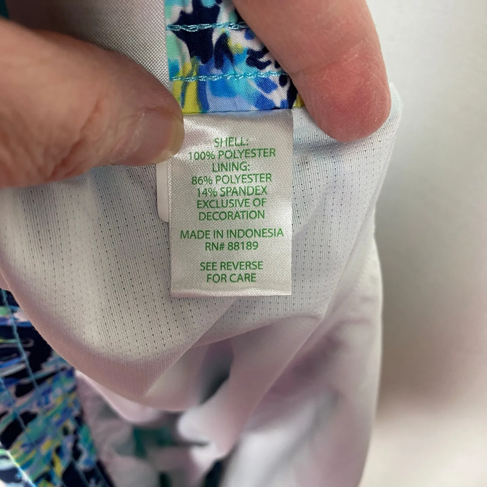 Lilly Pulitzer Luxletic Ocean Trail Shorts High Tide Navy Scuba Doo Sz.M - Image 14