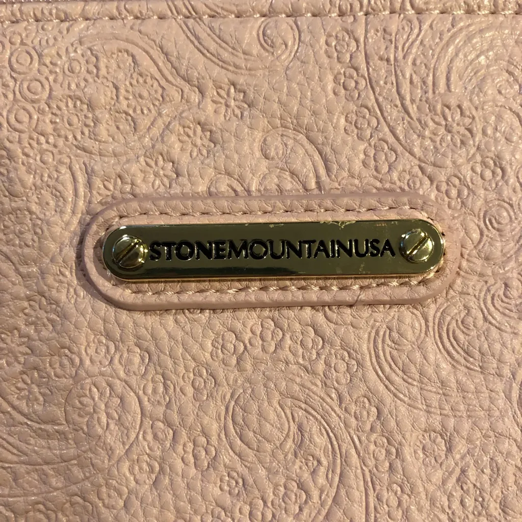 Stone Mountain pink leather wallet. New with tags. - Image 2
