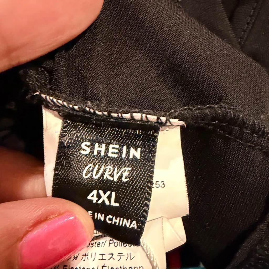 SHEIN Black One-Shoulder Crop Top - Image 2