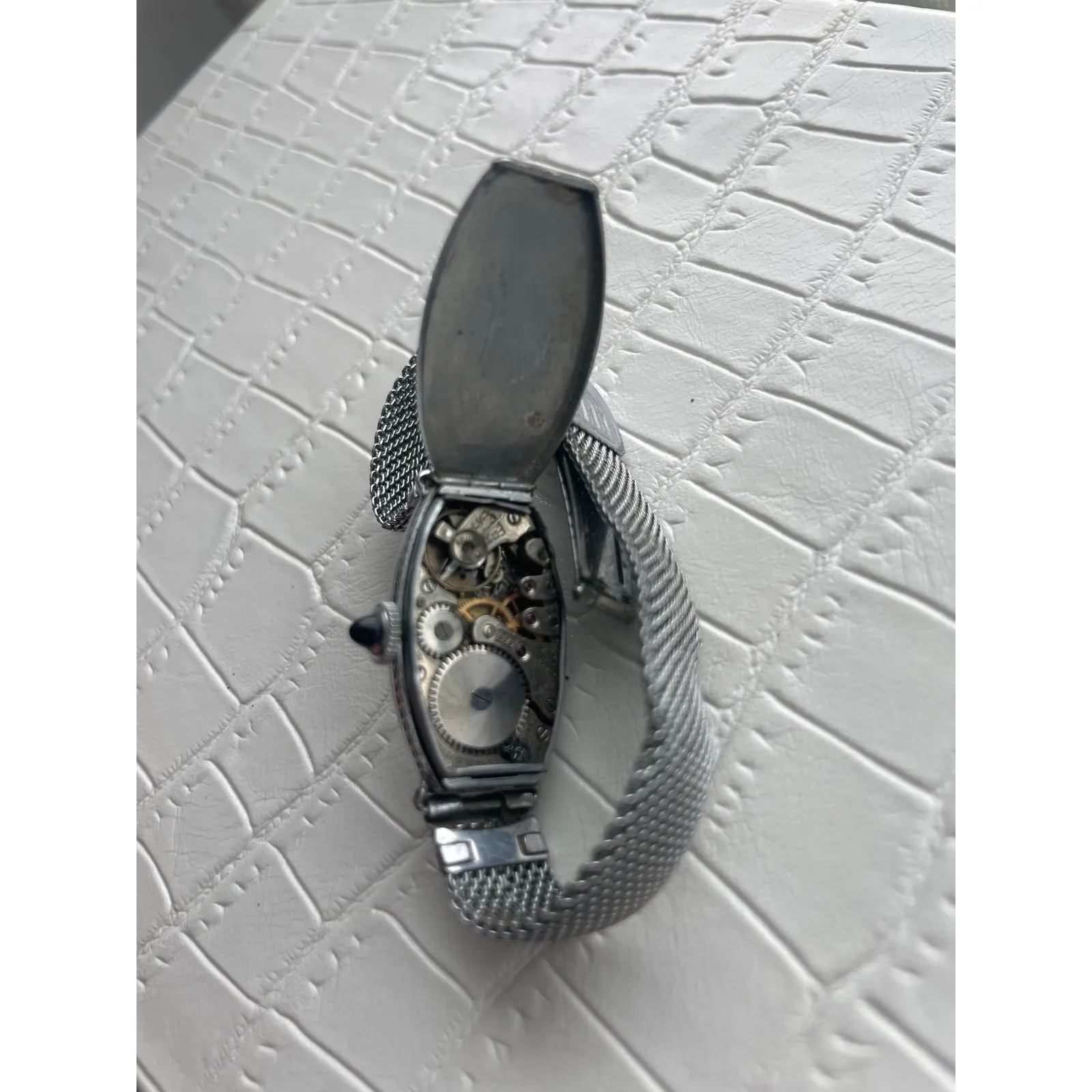 Vintage 1920s BULOVA Women's Laurel Watch Antique NOT RUNNING Sapphire Cab - Image 6