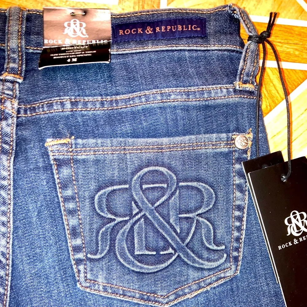 NWT Rock & Republic Kasandra Bootcut Low Rise Womens Denim Blue Jeans Sz 4 M - Image 3
