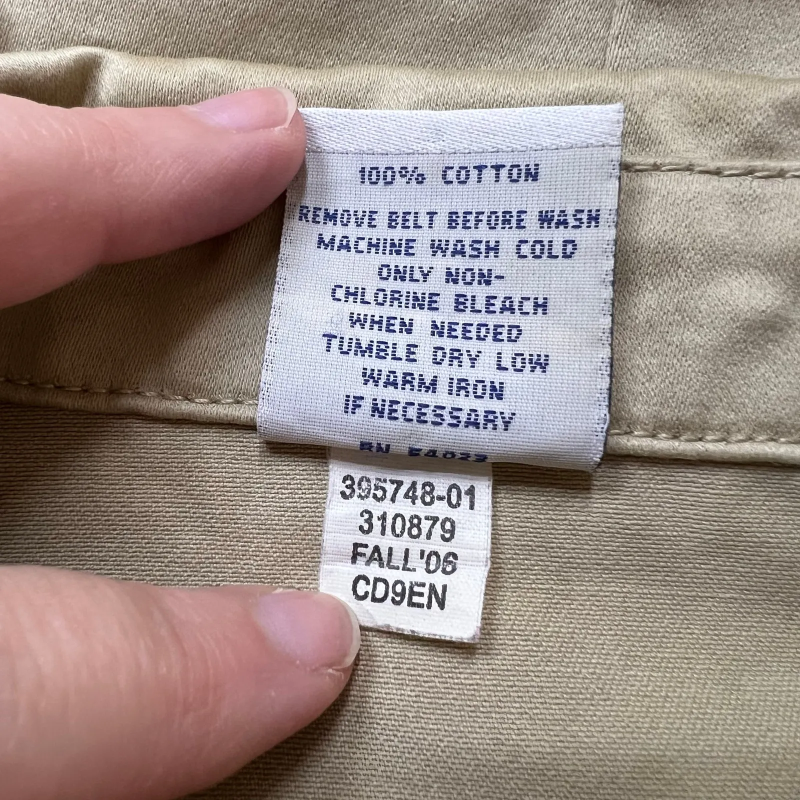 Y2K Old Navy Womens Trench Coat Jacket Button Down Belted Tan Medium - Image 10