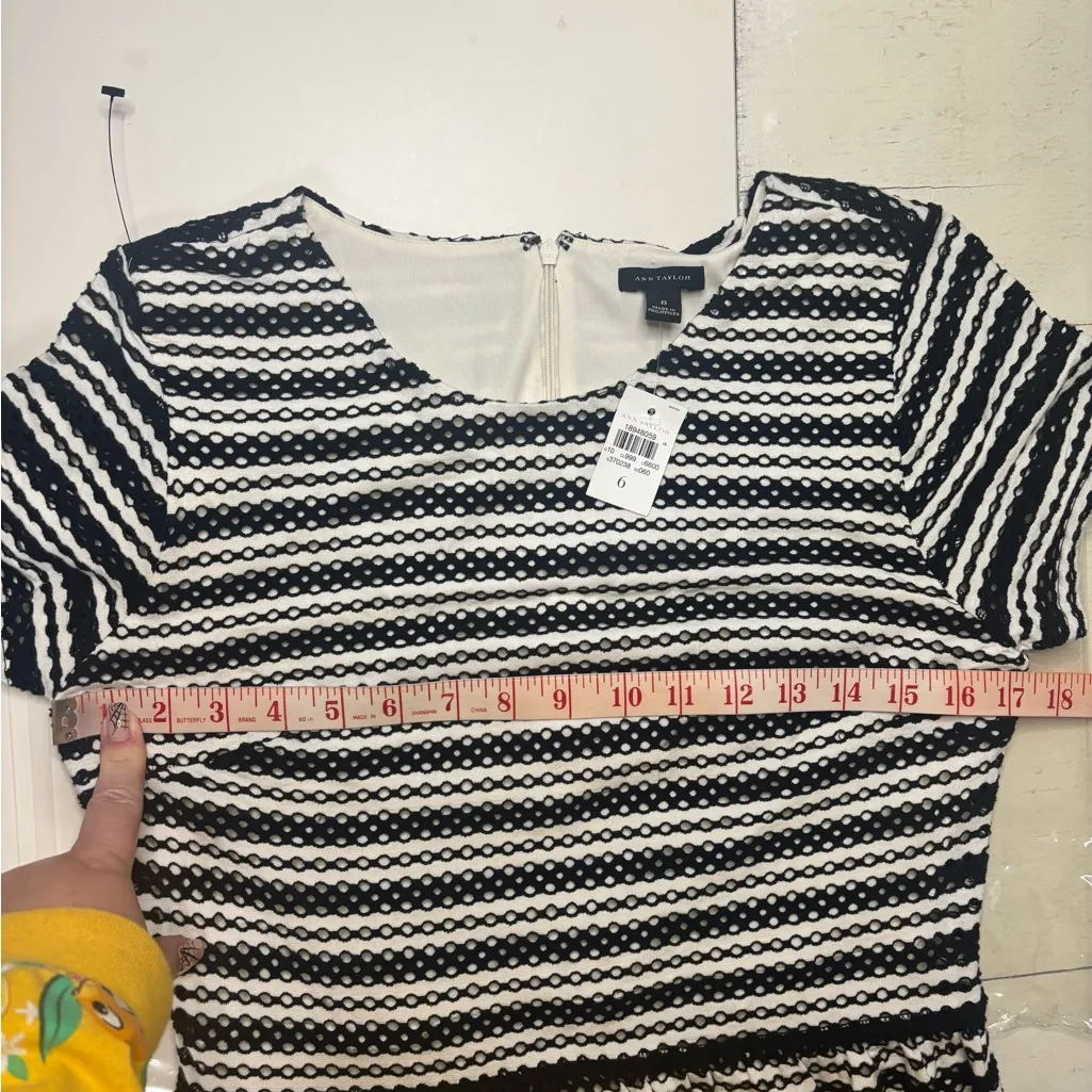 Ann Taylor Eyelet Striped Short Sleeve Knit Lined Fit Flare Dress Size 6 New - Image 4