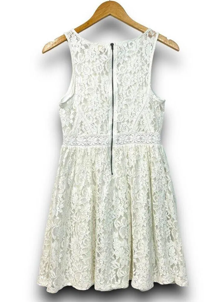 Altard State White Lace Dress Sleeveless Fit and Flare Scoop Neck Size Medium - Image 4