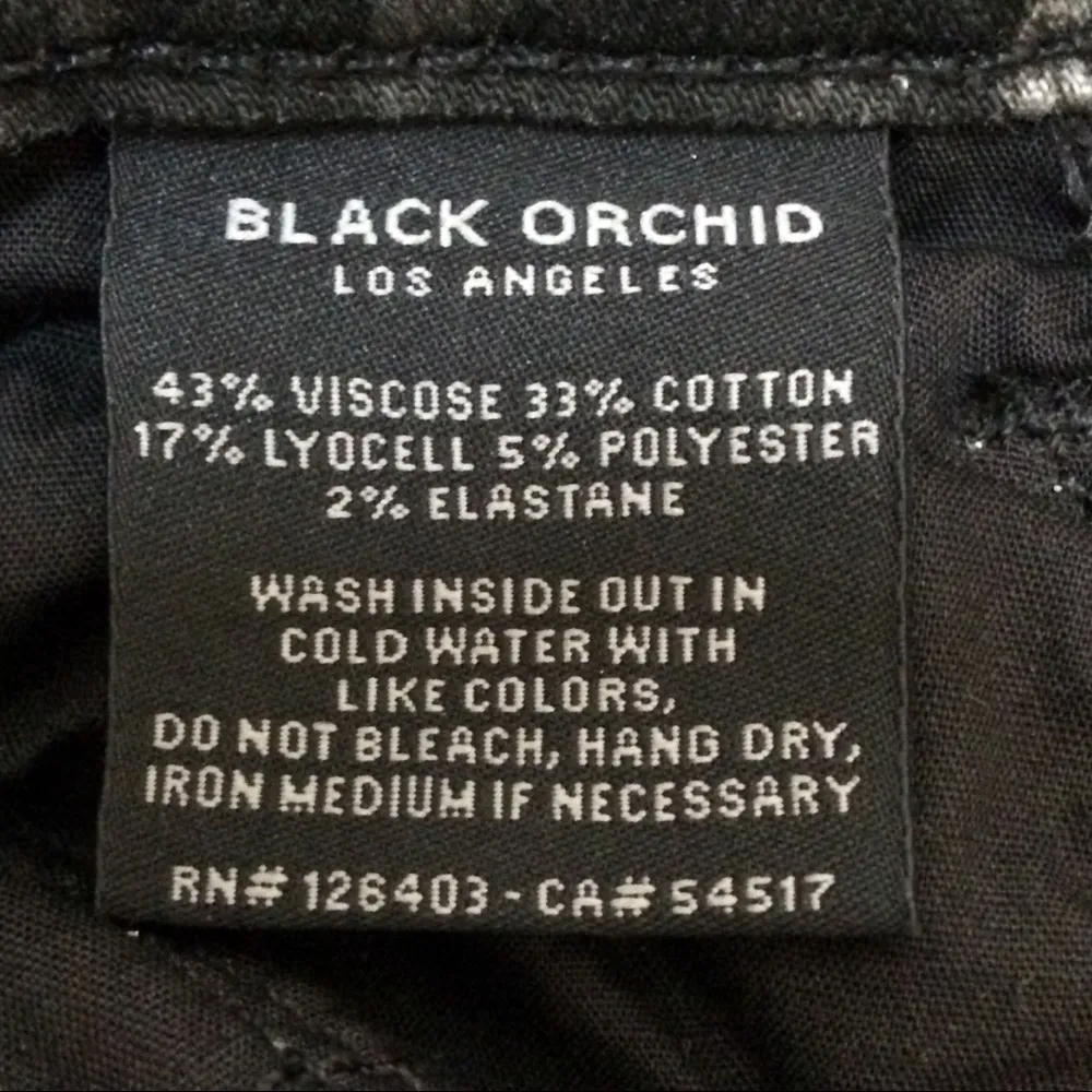 Black Orchid Los Angeles Chrissy Kick Flare Leopard Print Jeans - Image 6