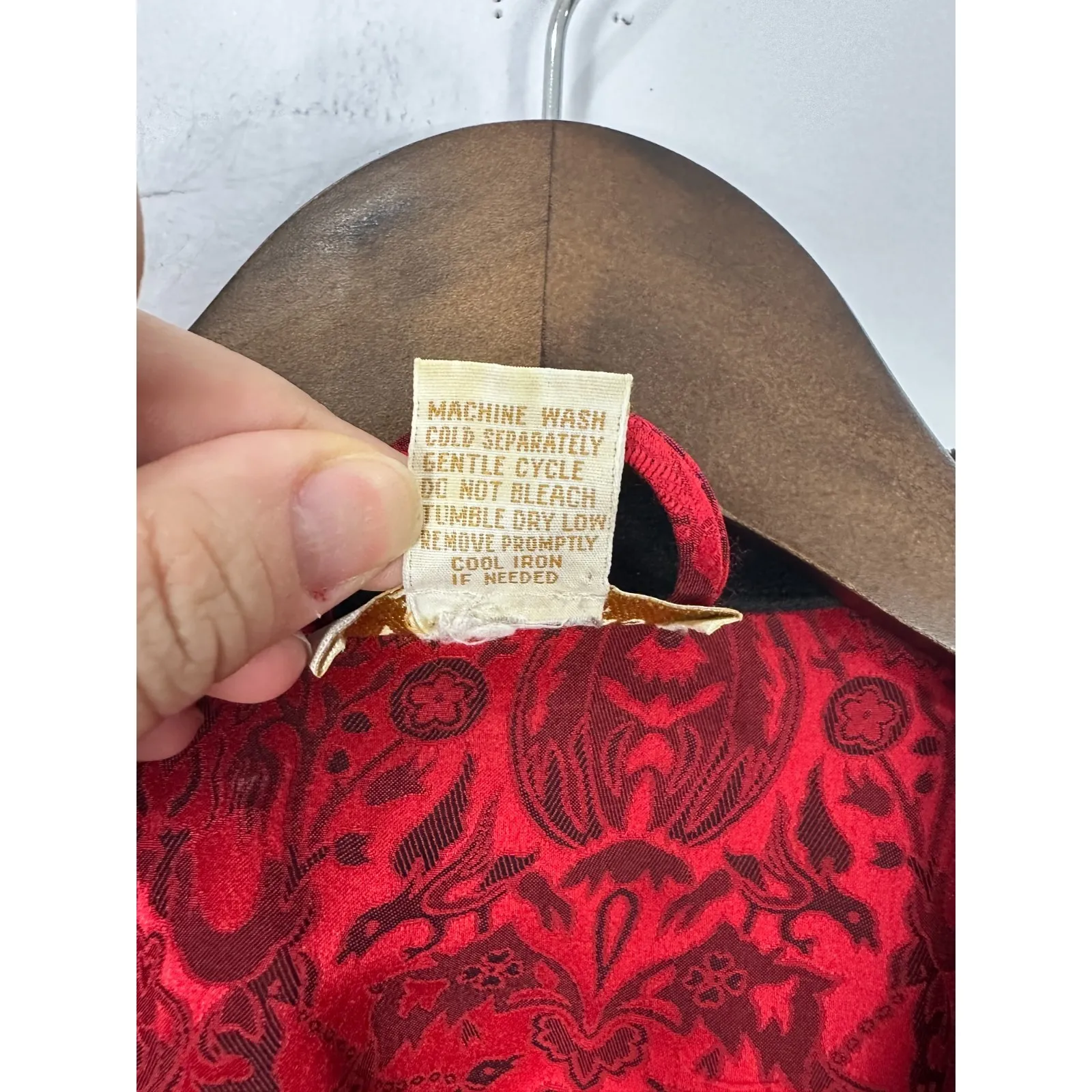 Vintage 90s Victorias Secret Satin Robe Womens Medium Red Smoking Velvet Shawl - Image 3