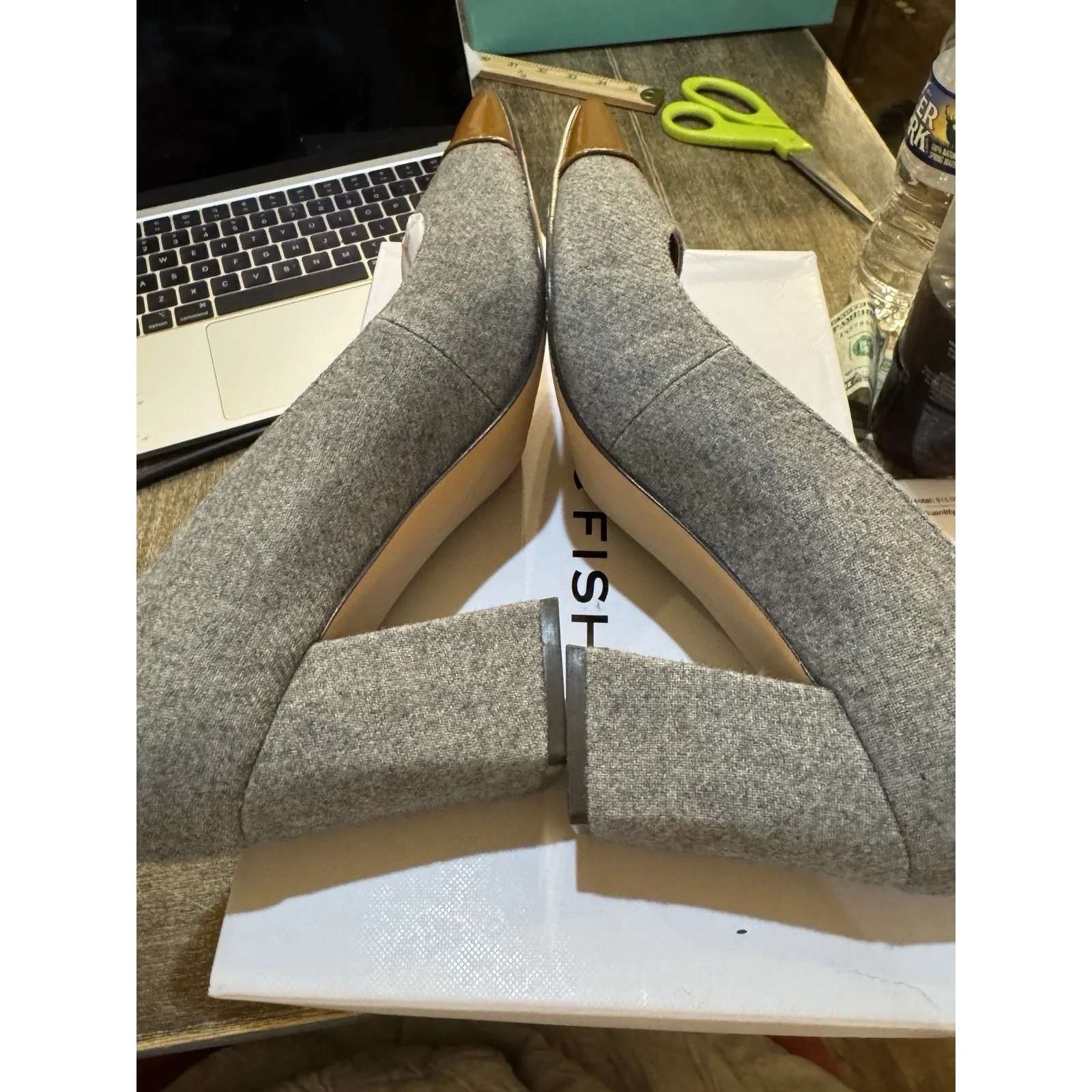 Woman's Dress Shoes Marc Fisher Kapila2 Pump Medium Gray Size 7.5 Academia‎ - Image 6