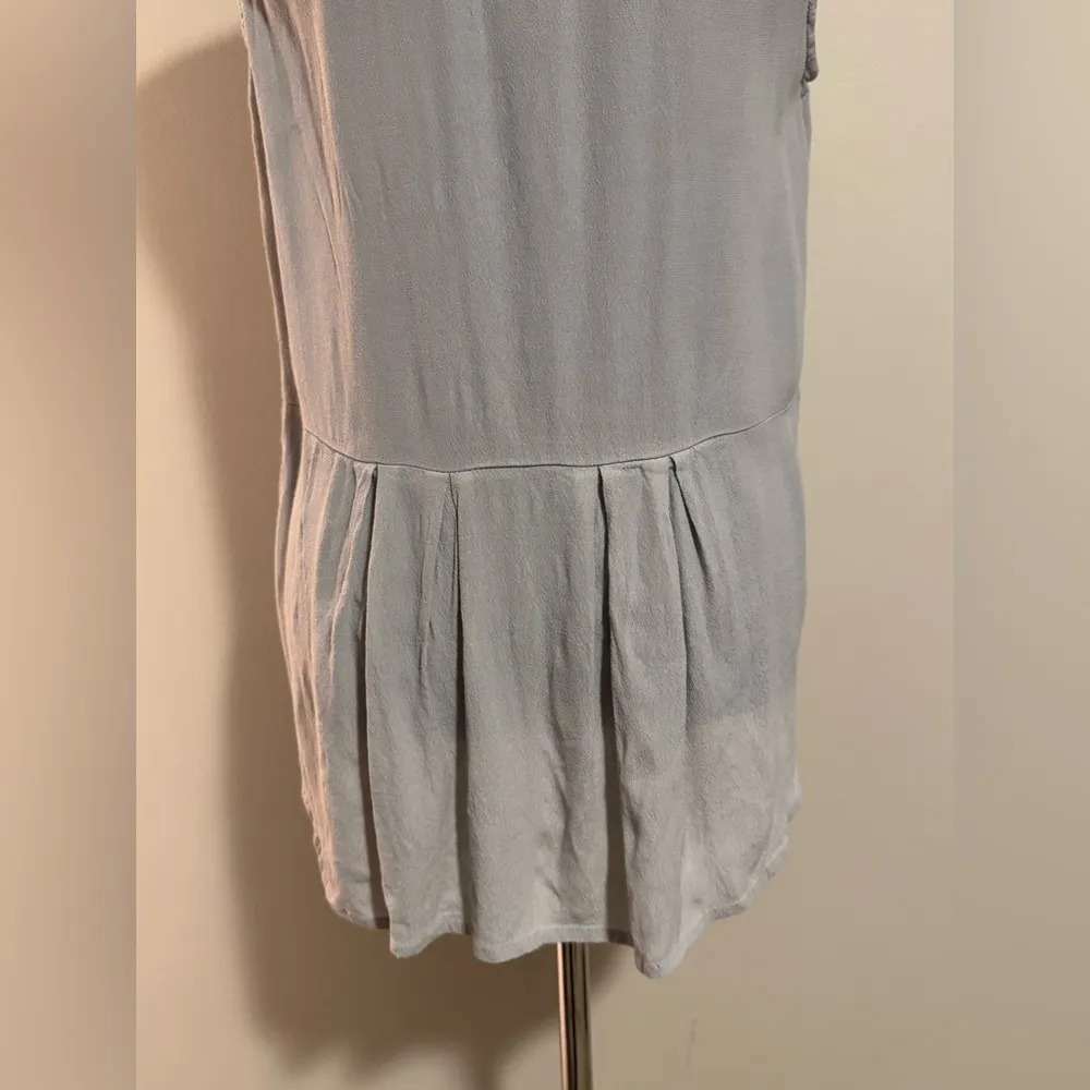 EUC Sophie Rue Gray/White Sleeveless Blouse with Lace Detail size XL - Image 7