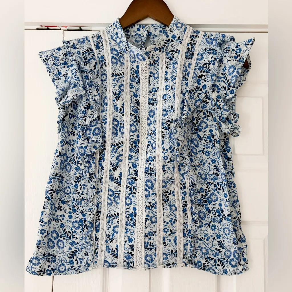 Veronica Beard Blue and White Floral Cotton Blouse Size 4 EUC - Image 4