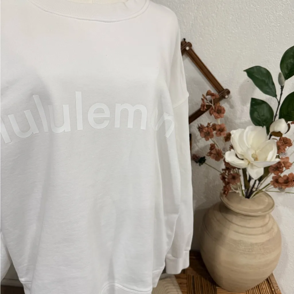 lululemon athletica White Sweatshirt - Image 4