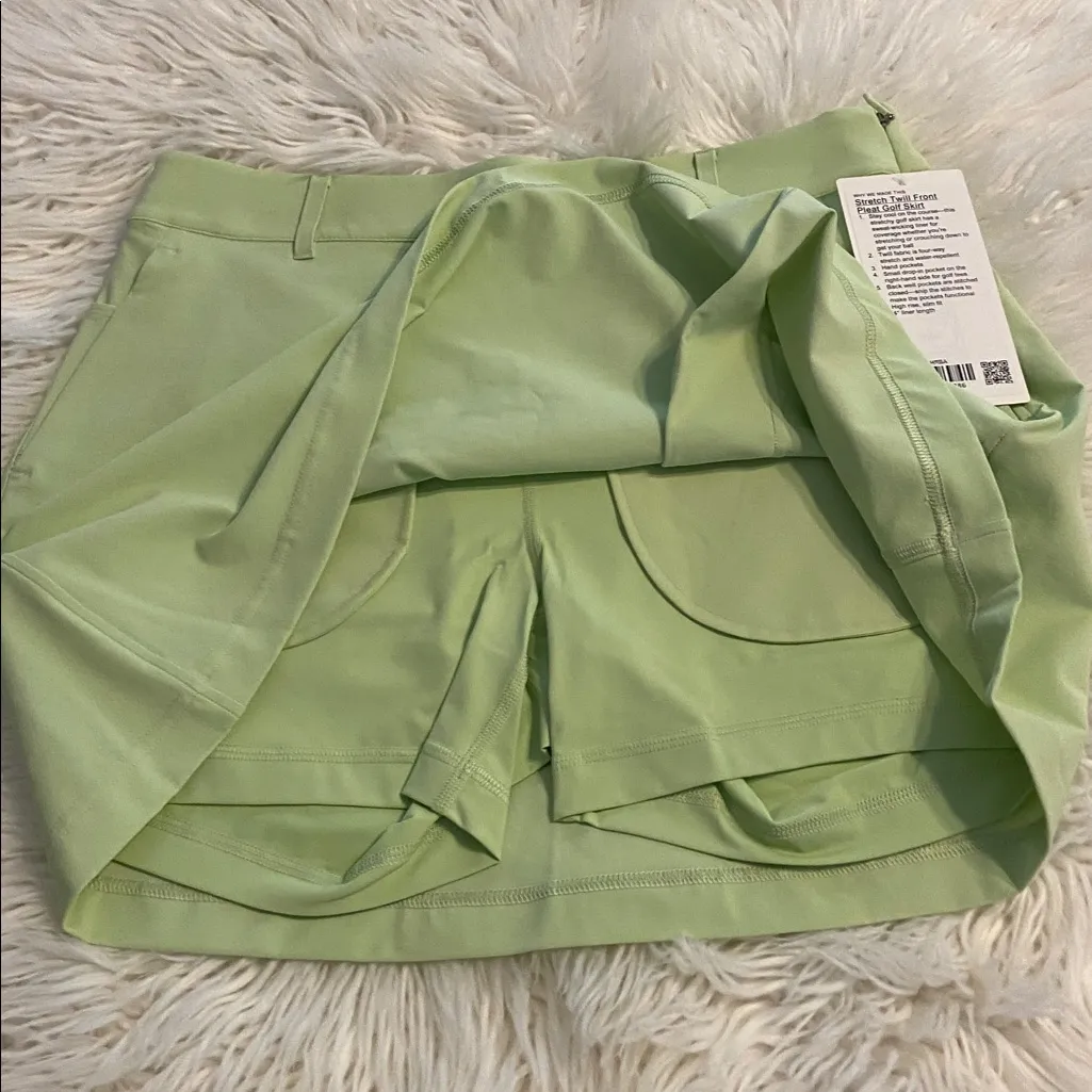 Lululemon Stretch Twill Front Pleat Golf Skirt  Light Green Skort size 29 new - Image 6