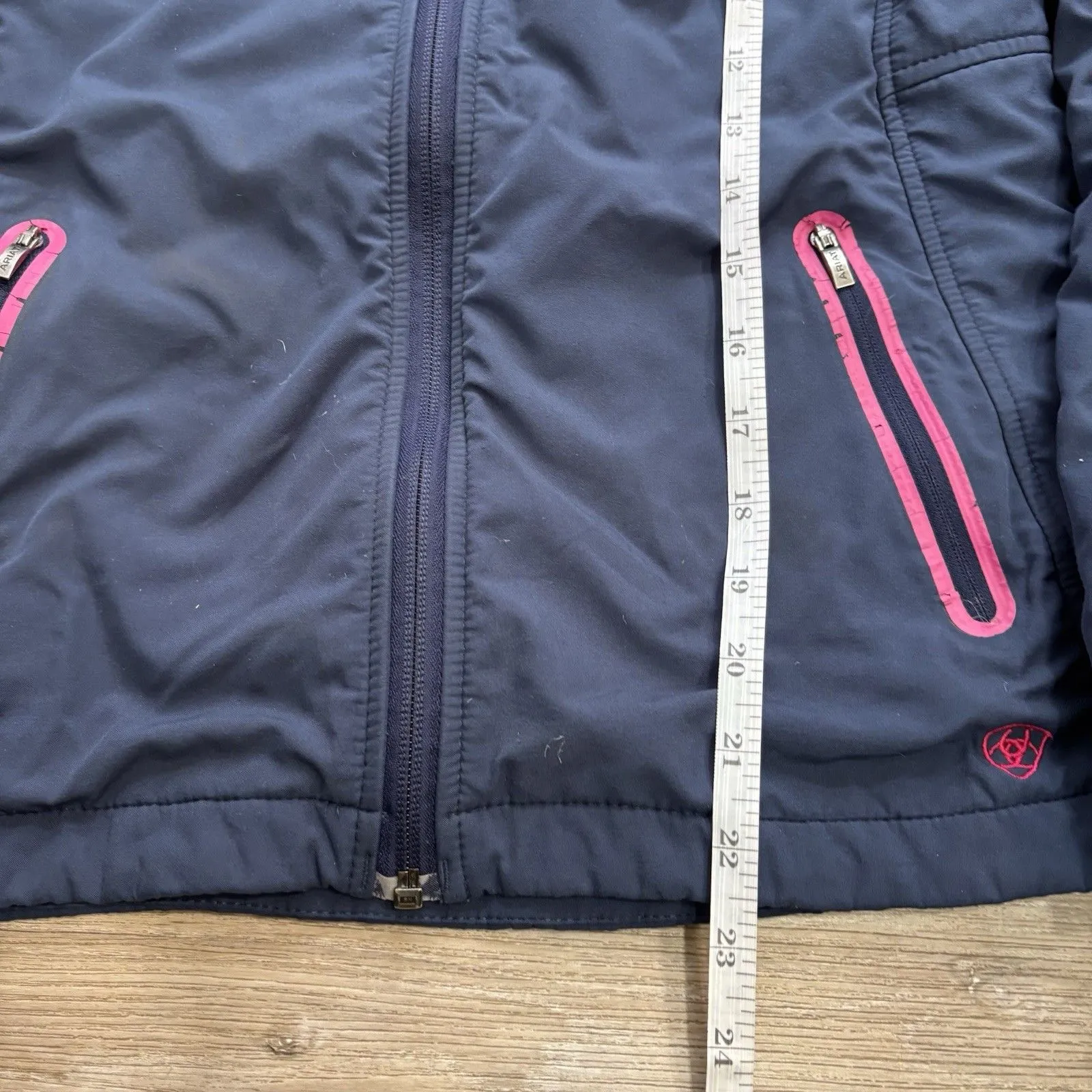 Ariat  Jacket Womens Size Small Softshell Zip Up Blue Pink Zip Up - Image 2