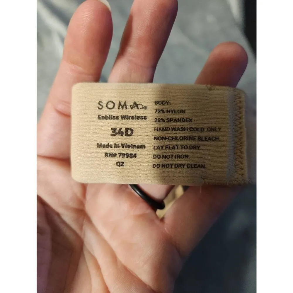 Soma Intimates 34D Enbliss Wireless Bra Beige - Image 3