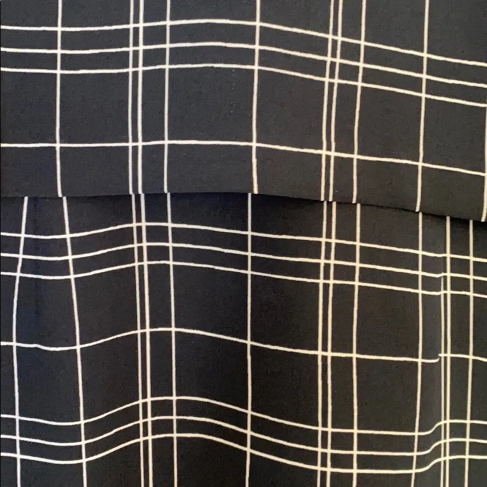 Banana Republic Navy/White Dress - Image 5